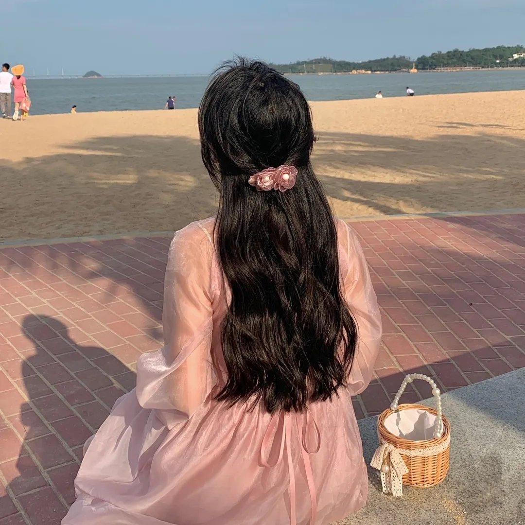 我和美女上司的荒岛生涯